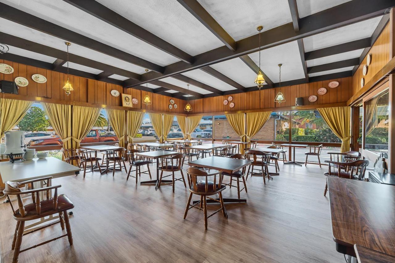 Plainsman Motel Forbes Zewnętrze zdjęcie