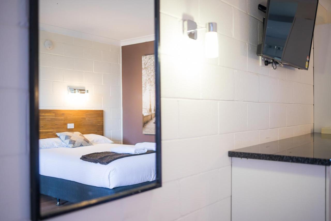 Plainsman Motel Forbes Zewnętrze zdjęcie